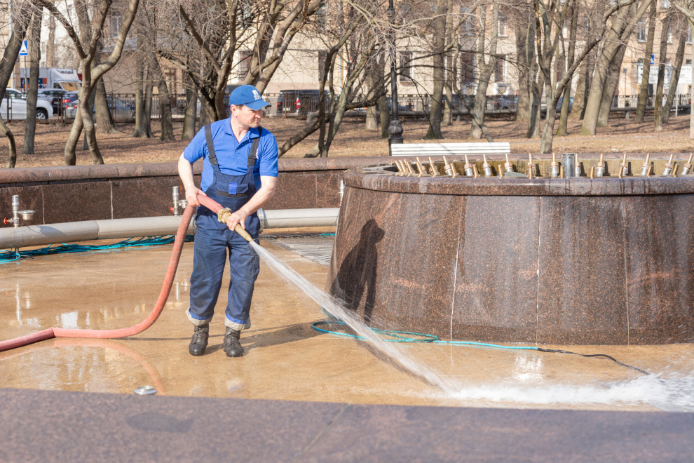 Фонтаны в Петербурге начнут работать с 22 апреля