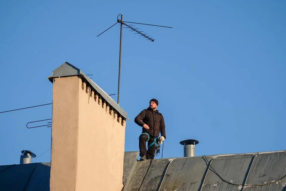 Контроль за капитальным ремонтом крыш домов усилят в Петербурге