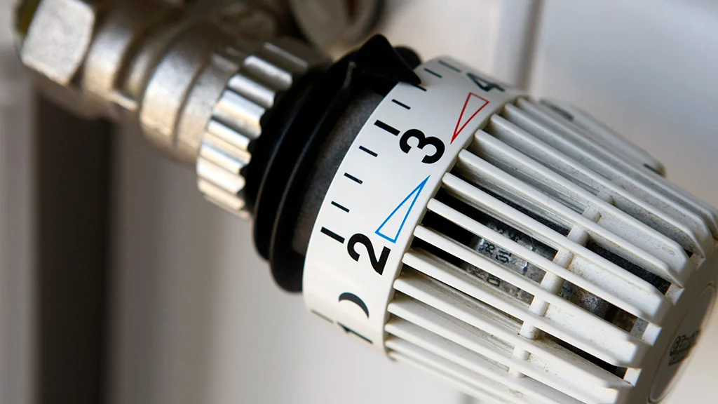 Отопительный сезон в Петербурге закончится 17 мая