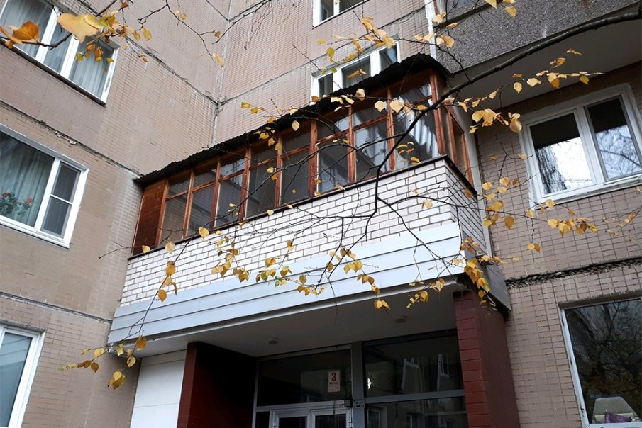 Нужно ли согласовывать с соседями перепланировку балкона? Разъясняет Верховный суд