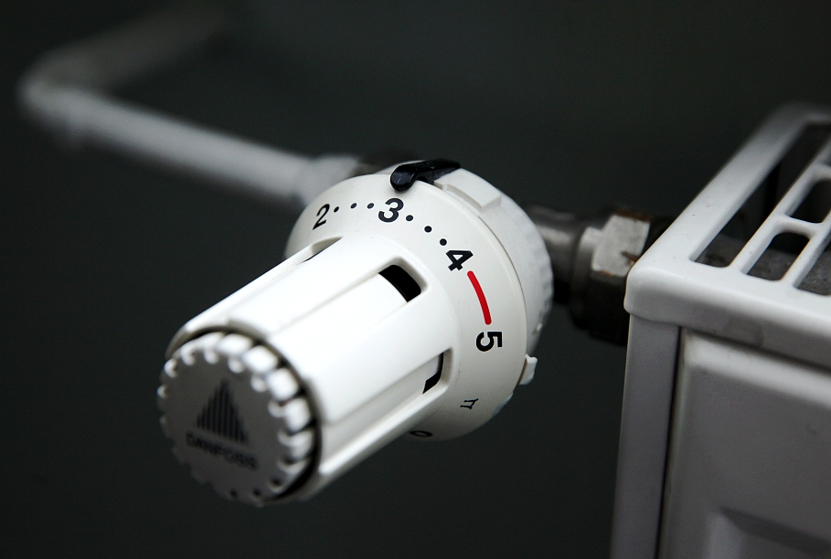 Государственная жилищная инспекция проконтролировала подготовку многоквартирных домов к новому отопительному сезону